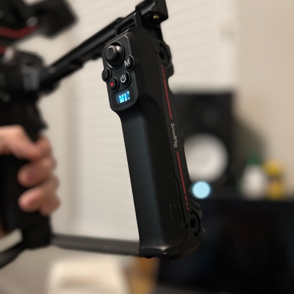 SmallRig Wireless Control Grip - Picture 6 of 6